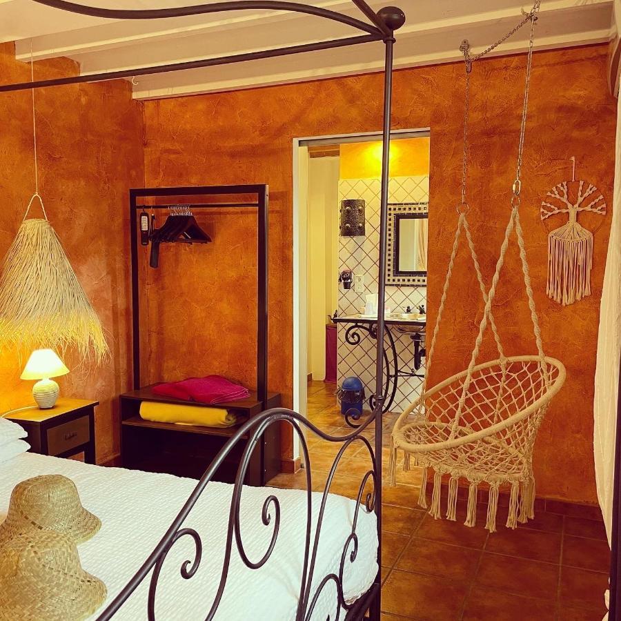 Chambres D Hotes Le Mas Julien Piscine Chauffee Adult Only Orange  Bagian luar foto