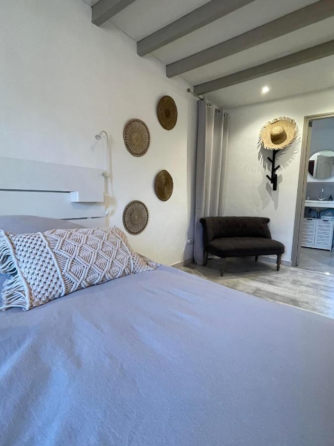 Chambres D Hotes Le Mas Julien Piscine Chauffee Adult Only Orange  Bagian luar foto